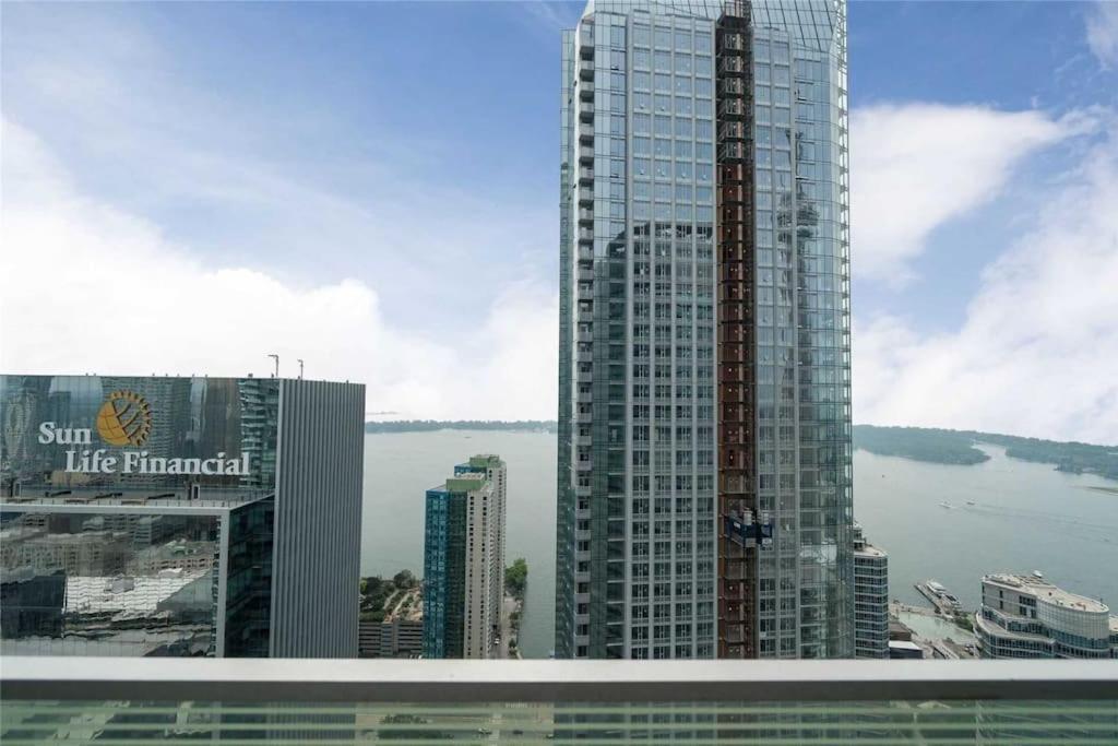 New Superior Lakeview Luxury 3-Bedroom Suite On 48 Floor トロント エクステリア 写真