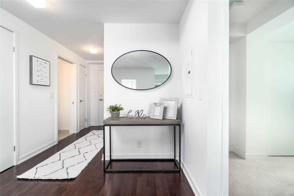 New Superior Lakeview Luxury 3-Bedroom Suite On 48 Floor トロント エクステリア 写真