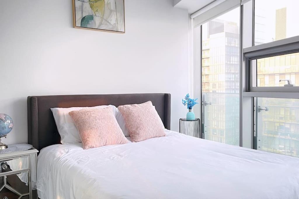New Superior Lakeview Luxury 3-Bedroom Suite On 48 Floor トロント エクステリア 写真