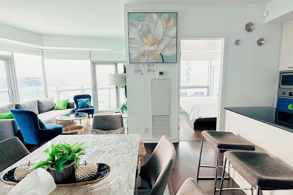 New Superior Lakeview Luxury 3-Bedroom Suite On 48 Floor トロント エクステリア 写真